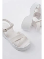 24414-1005 Beyaz Günlük Çapraz Dolgu Topuk Kadın Sandalet