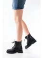 02-2003 Siyah Bağcıklı Fermuarlı Günlük Kadın Bot