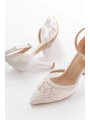 K-404 Beyaz Fileli Çiçek Detaylı  Kadın Topuklu Ayakkabı