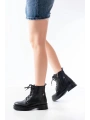 02-2003 Siyah Bağcıklı Fermuarlı Günlük Kadın Bot