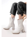 MSK-032 Beyaz Topuklu Fermuarlı Kadın Bot
