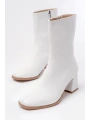 MSK-032 Beyaz Topuklu Fermuarlı Kadın Bot