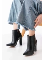 VRT-4801 Siyah Yüksek Kalın Topuklu Fermuarlı Kadın Bot
