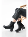 5109-3056 Siyah Lastikli Kalın Topuklu Günlük Kadın Bot