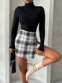İki düğmeli şort ch kumaş etek ekoseli siyahbeyaz h26414