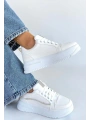 Natte Beyaz Cilt Bağcıklı Spor Ayakkabı