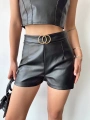 Tokalı deri şort siyah s24444