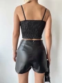 Tokalı deri şort siyah s24444