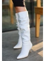 Zelya Beyaz Cilt Topuklu Çizme