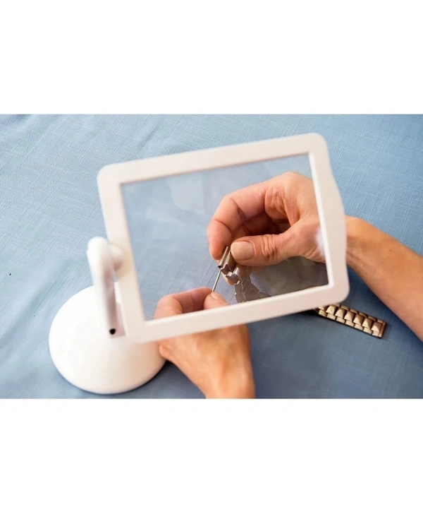 3x  360 Derece Döndürme Ekranlı, Çok Fonksiyonlu Masaüstü Büyüteç 3x