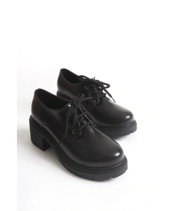 K-707 Siyah Kırışık Rugan Yüksek Tabanlı Bağcıklı  Loafer Ayakkabı