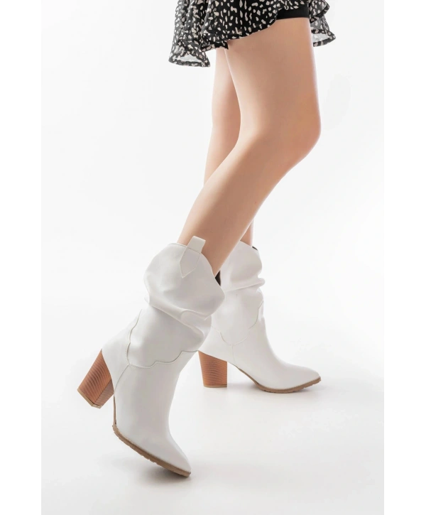 LS-1860 Beyaz Körüklü Kalın Topuklu Günlük Kadın Bot