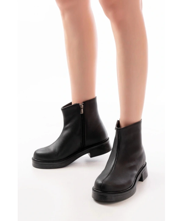 02-3033 Siyah Fermuarlı Günlük Kadın Bot