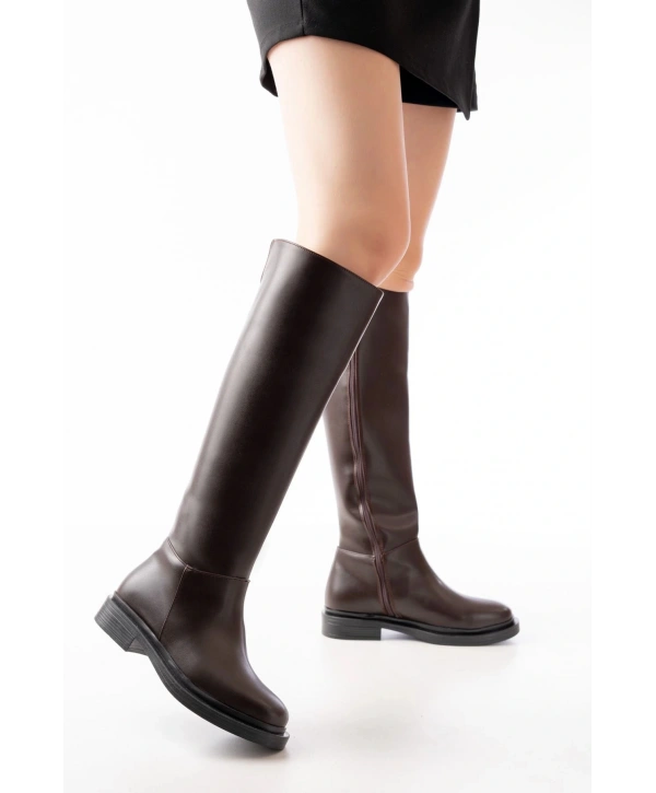 2024-3007 Kahverengi Fermuarlı Günlük Kadın Çizme