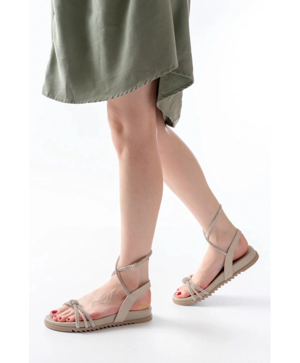 1001-1120 Bej Gümüş Taşlı Günlük Kadın Sandalet