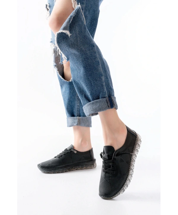 S-365  Siyah Desenli Hakiki Deri Şeffaf Taban Kadın Spor Ayakkabı