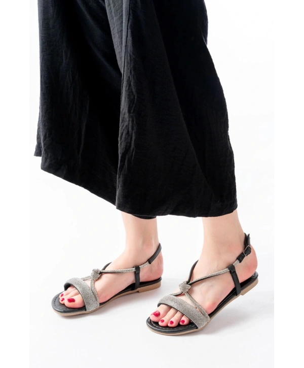 152-1104 Siyah Gümüş Taşlı Günlük Kadın Sandalet