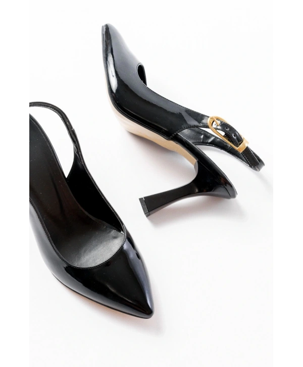 719 Siyah Rugan Sivri Burunlu Toka Detaylı  Topuklu Kadın Ayakkabı