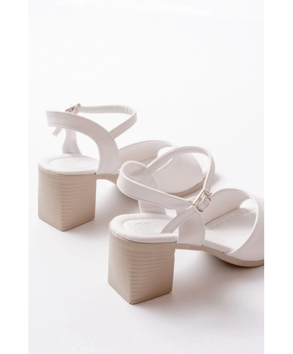 K-13 Beyaz Günlük  Topuklu Kadın Sandalet