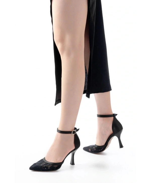 K-404 Siyah Fileli Çiçek Detaylı  Kadın Topuklu Ayakkabı