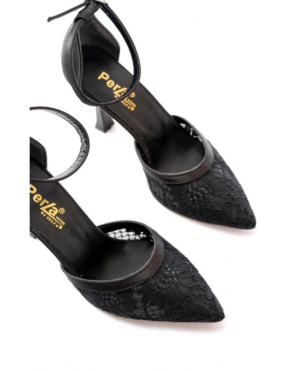 K-404 Siyah Fileli Çiçek Detaylı  Kadın Topuklu Ayakkabı