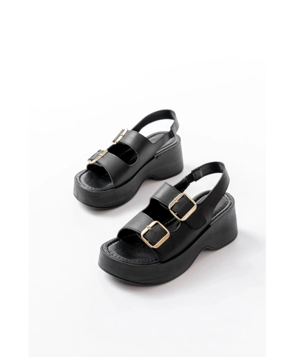 24414-572 Siyah Tokalı  Günlük Dolgu Topuk Kadın Sandalet