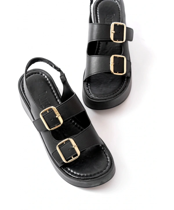 24414-572 Siyah Tokalı  Günlük Dolgu Topuk Kadın Sandalet