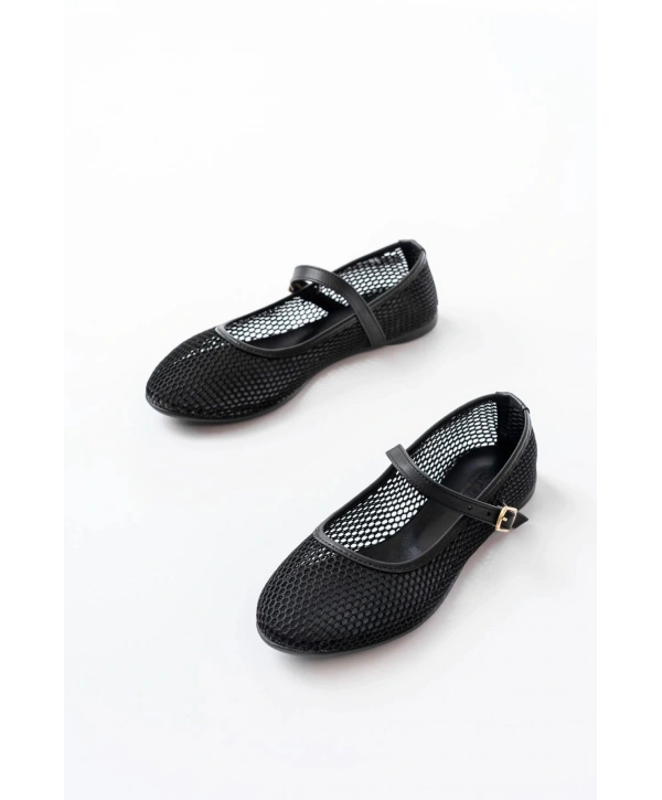 6325 Siyah Fileli Baret Toka Detaylı Günlük Kadın Babet