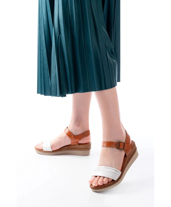 731-07 Beyaz Ortopedik Hakiki Deri Dolgu Kadın Sandalet