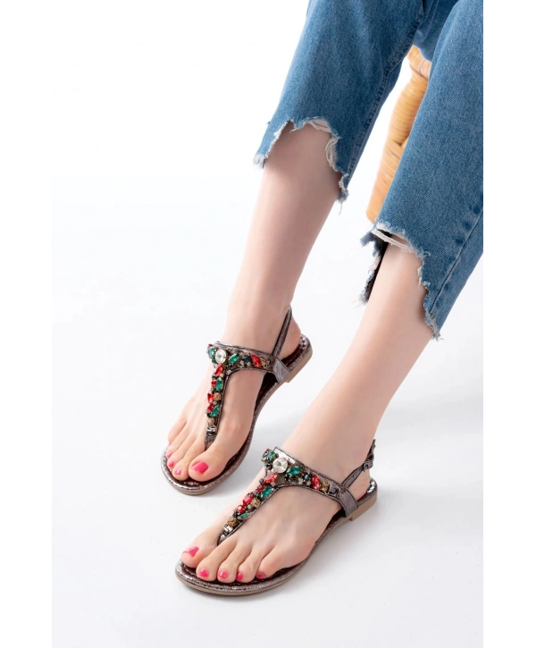 152-1110 Platin Multi  Taşlı Parmak Arası Kadın Sandalet