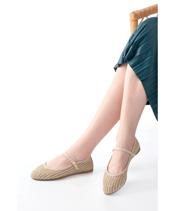 7432 Bej Fileli Toka Detaylı Günlük Kadın Babet