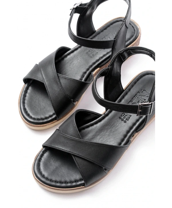 692-564 Siyah Ortopedik Taban Çapraz Tokalı Kadın Sandalet