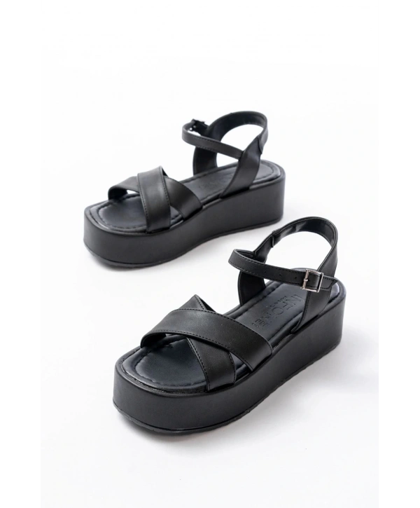 861-1005 Siyah Günlük Çapraz Dolgu Topuk Kadın Sandalet
