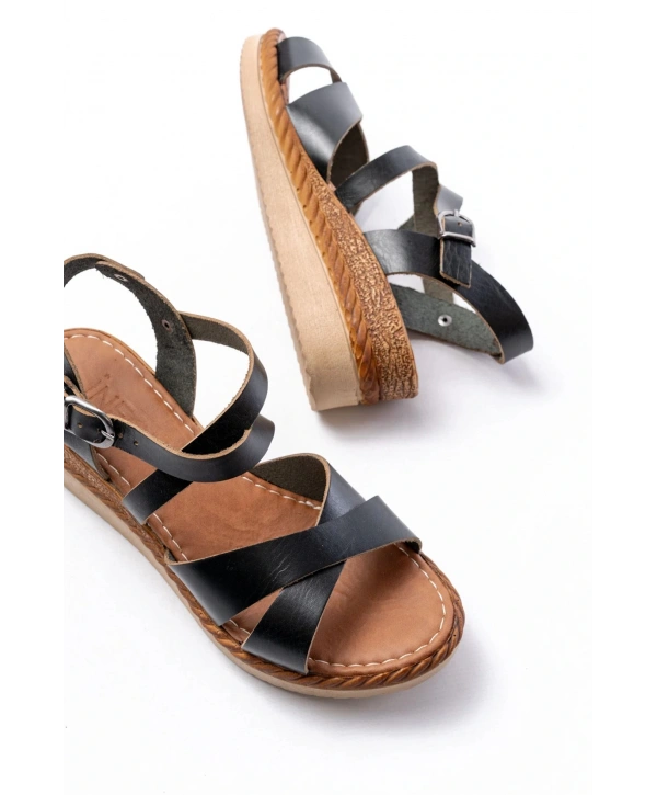 731-045 Siyah Çapraz Hakiki Deri Dolgu Topuklu Günlük Kadın Sandalet