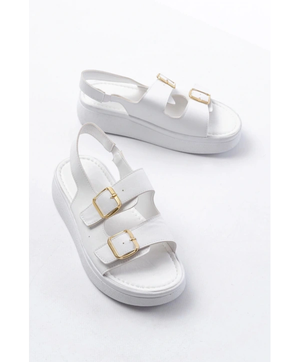 24413-572 Beyaz Günlük Dolgu Topuk Toka Aksesuarlı Kadın Sandalet