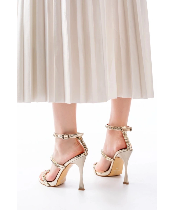 A-40 Gold Taşlı Platformlu Topuklu Kadın Ayakkabı