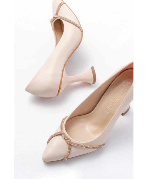 K-10 Bej Günlük Sarmal Taşlı Topuklu Kadın Ayakkabı