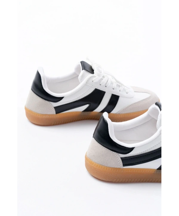 M-1004 Beyaz Bağcıklı Termo Taban Günlük Kadın Spor