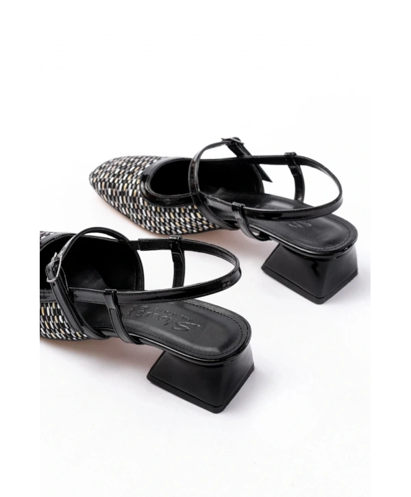 720 Siyah Desenli Arkası Açık Günlük Kadın Sandalet