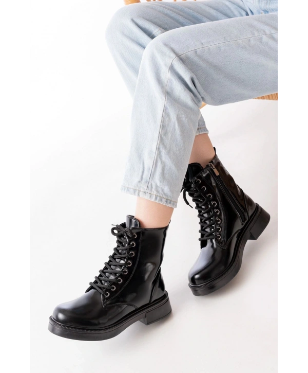 02-356 Siyah Rugan Düz Topuklu Bağcıklı Fermuarlı Günlük Kadın Bot