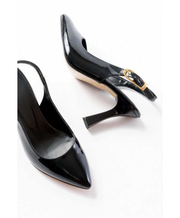 719 Siyah Rugan Sivri Burunlu Toka Detaylı  Topuklu Kadın Ayakkabı