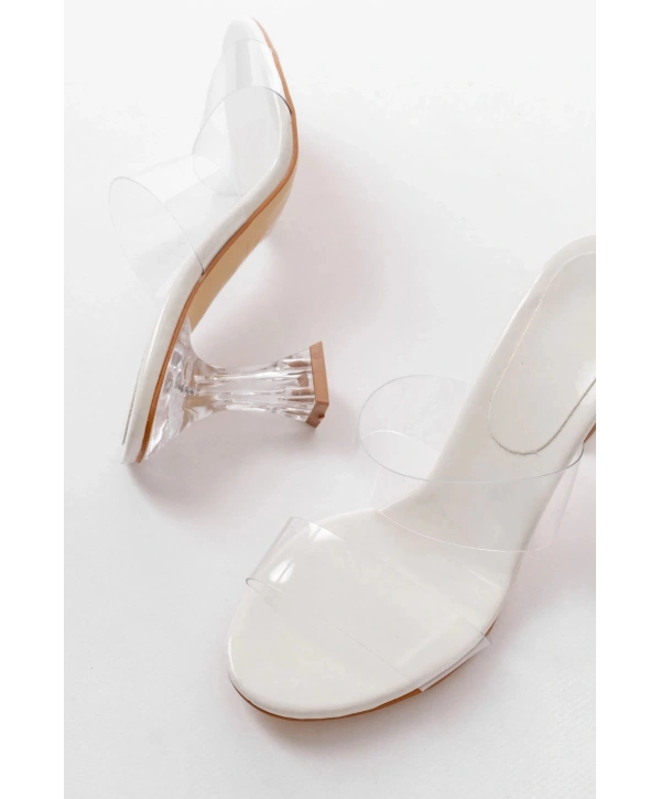 S-618 Beyaz Rugan Tek Bantlı Topuklu Kadın Terlik