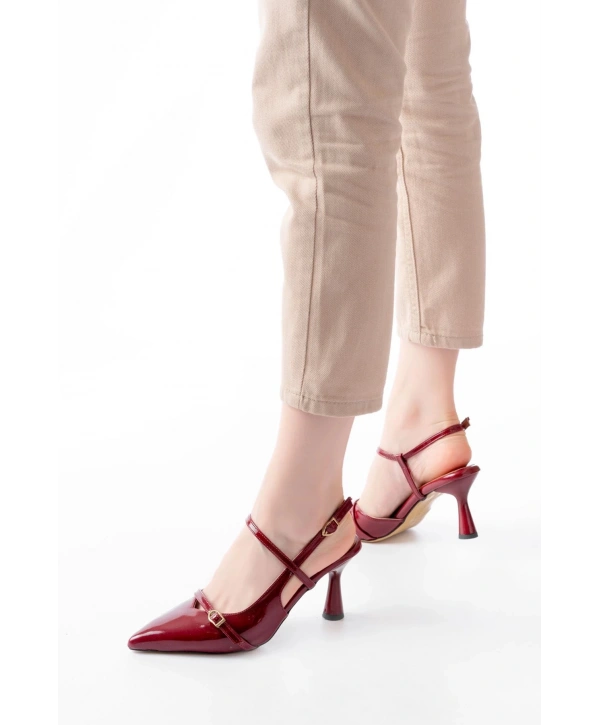 K-6722 Bordo Rugan Toka Detaylı Sivri Burun Kadın Ayakkabı