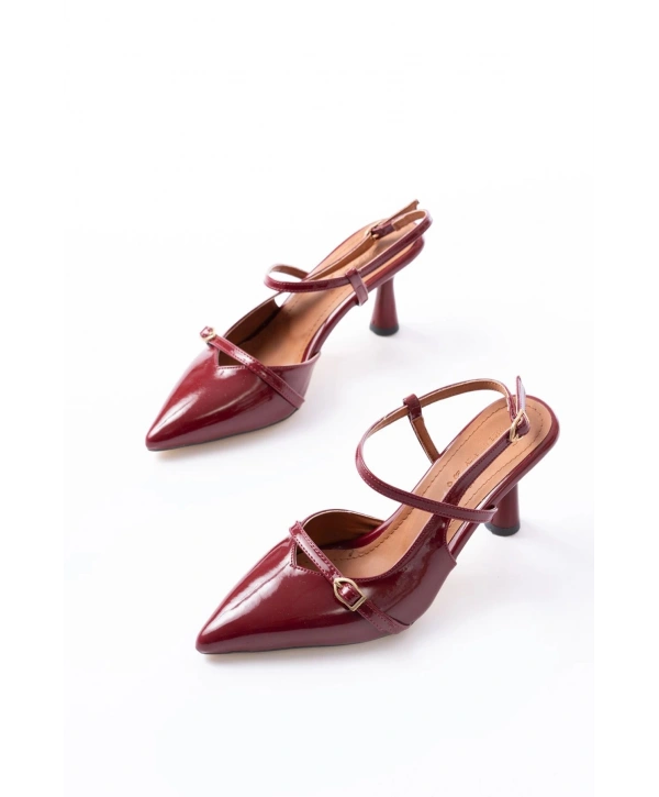 K-6722 Bordo Rugan Toka Detaylı Sivri Burun Kadın Ayakkabı