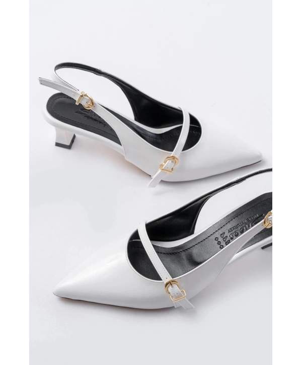 H-470 Beyaz Rugan Baret Tokalı Arkası Açık Günlük Kadın Sandalet