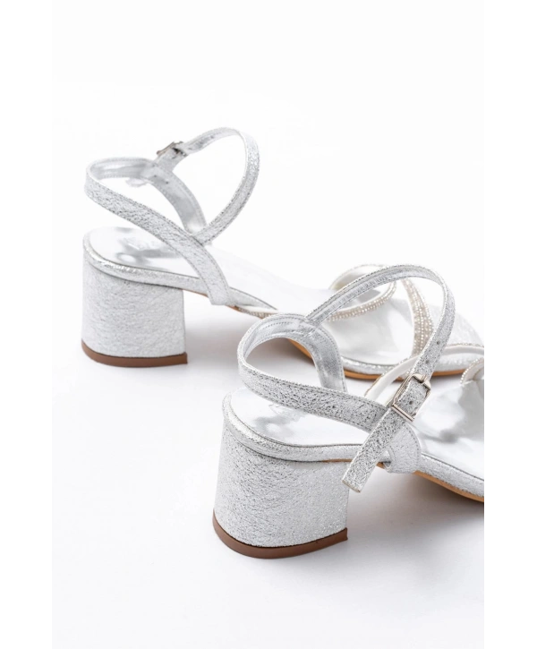 S-900  Gümüş Bantlı Taşlı Kalın Şeffaf Topuklu Kadın Ayakkabı