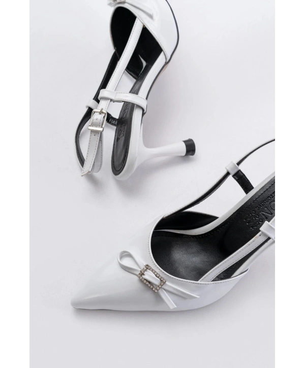 İNF-2300 Beyaz Rugan Günlük Arkası Açık Fiyonklu Topuklu Bayan Ayakkabı