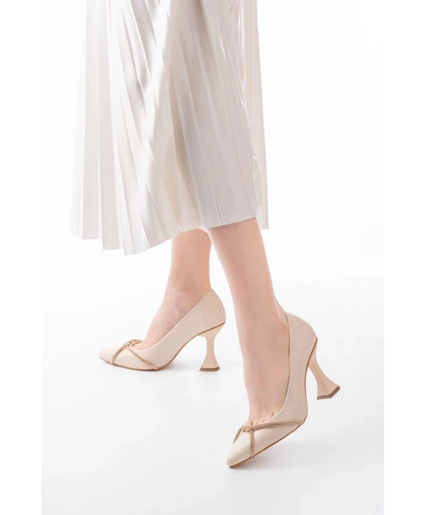 K-10 Bej Günlük Sarmal Taşlı Topuklu Kadın Ayakkabı