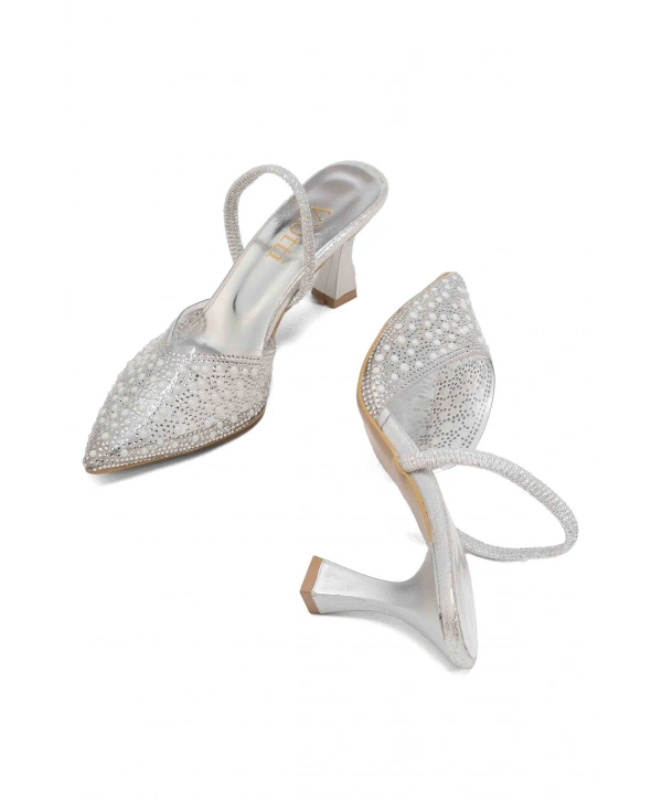 V-1005 Gümüş Günlük Arkası Açık Taşlı Topuklu Bayan Ayakkabı