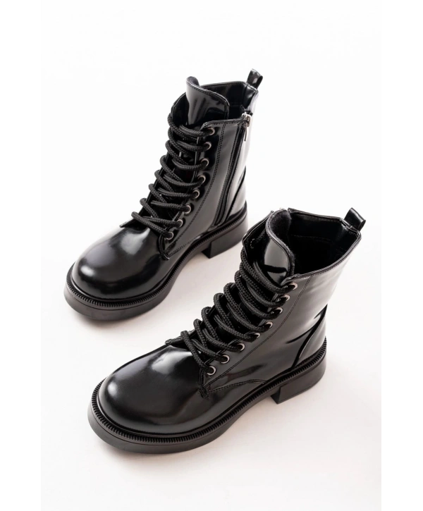 02-356 Siyah Rugan Düz Topuklu Bağcıklı Fermuarlı Günlük Kadın Bot